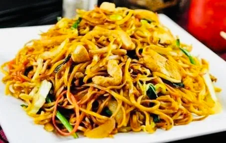 Chow Mein (Chicken, Seafood, Vegetable)